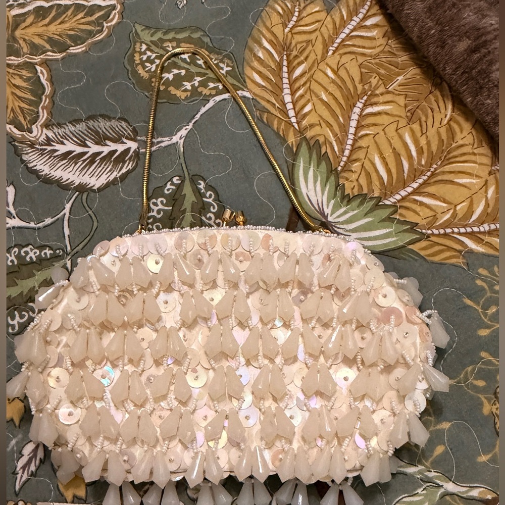 Vintage Handmade Beaded Ivory Evening Clutch:Gold Chain Broadway Hong Kong